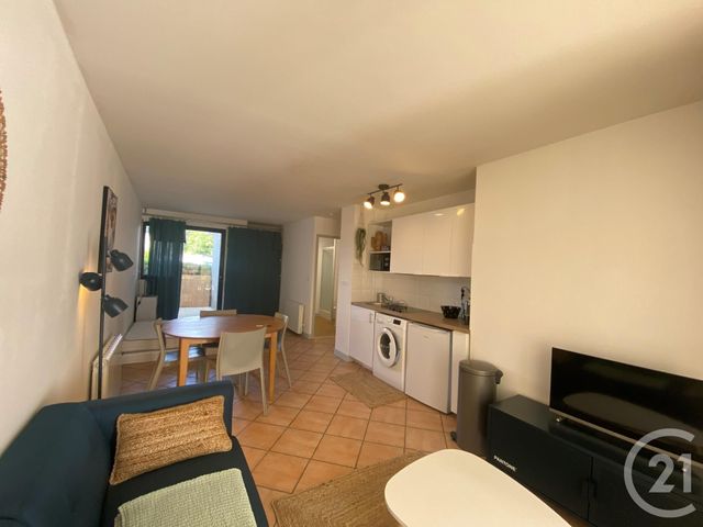 Appartement F1 à louer - 1 pièce - 27.89 m2 - LA ROCHELLE - 17 - POITOU-CHARENTES - Century 21 Agence Du Centre Ville