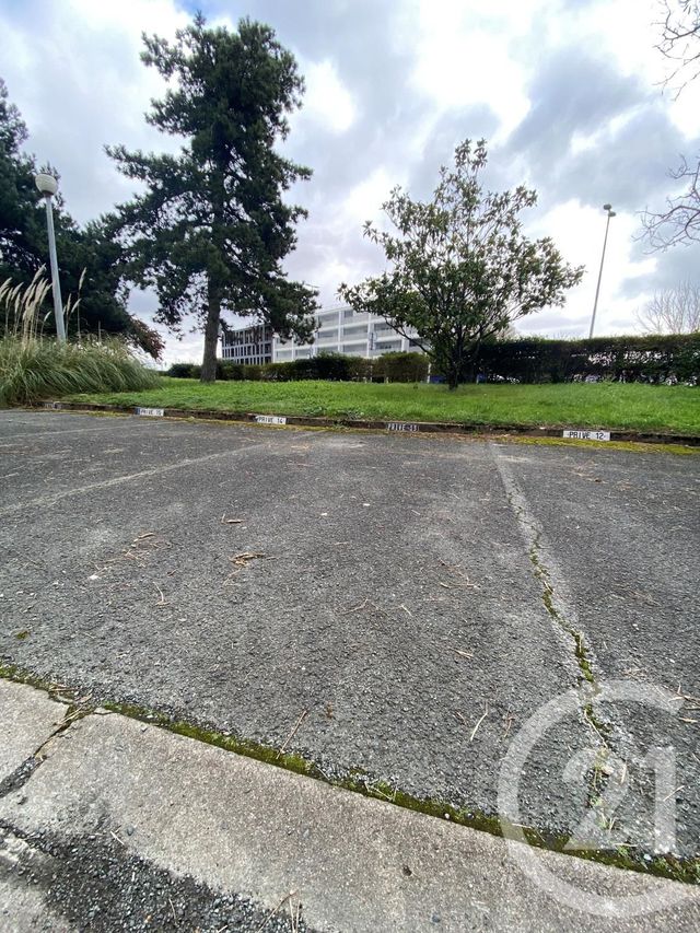 Parking à louer LA ROCHELLE