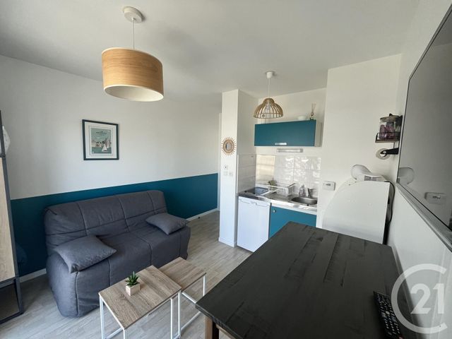 Appartement F1 à louer - 1 pièce - 19.6 m2 - LA ROCHELLE - 17 - POITOU-CHARENTES - Century 21 Agence Du Centre Ville